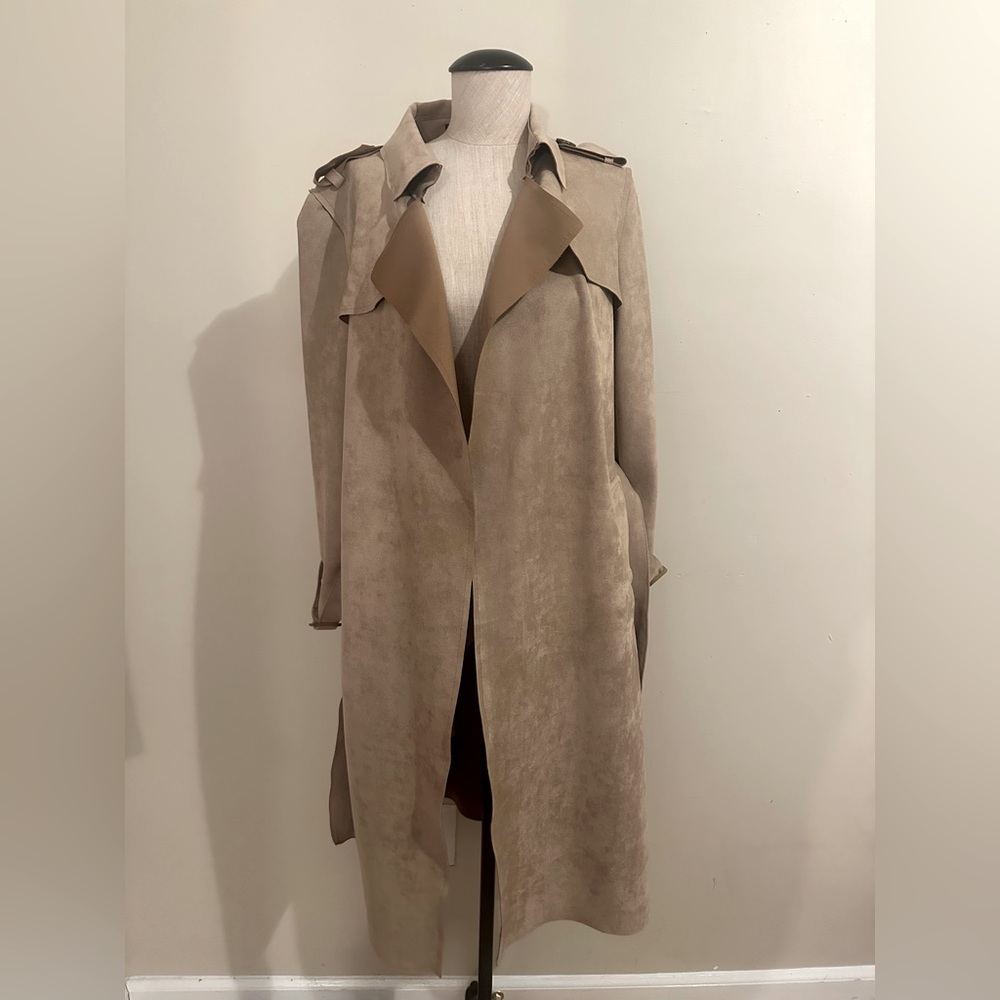 Elegant Women's Trench Coat